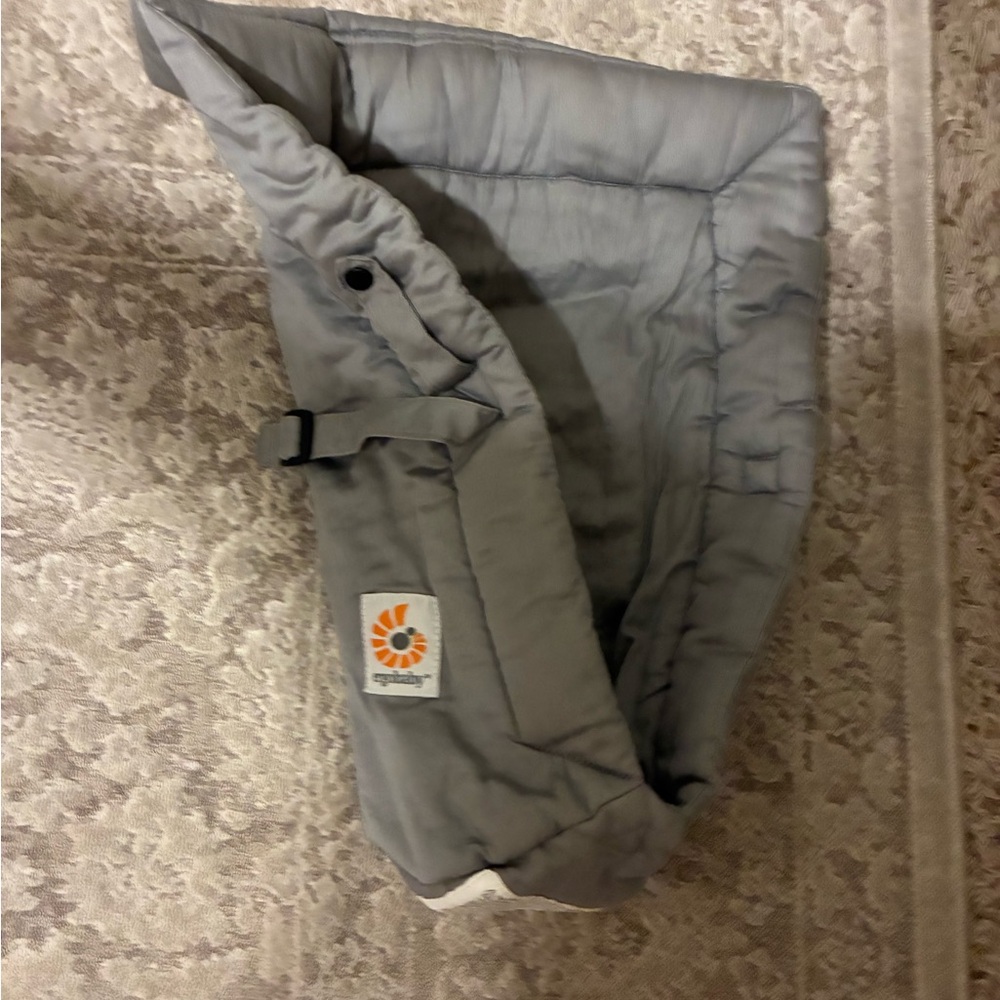 Ergobaby Gray Newborn Insert